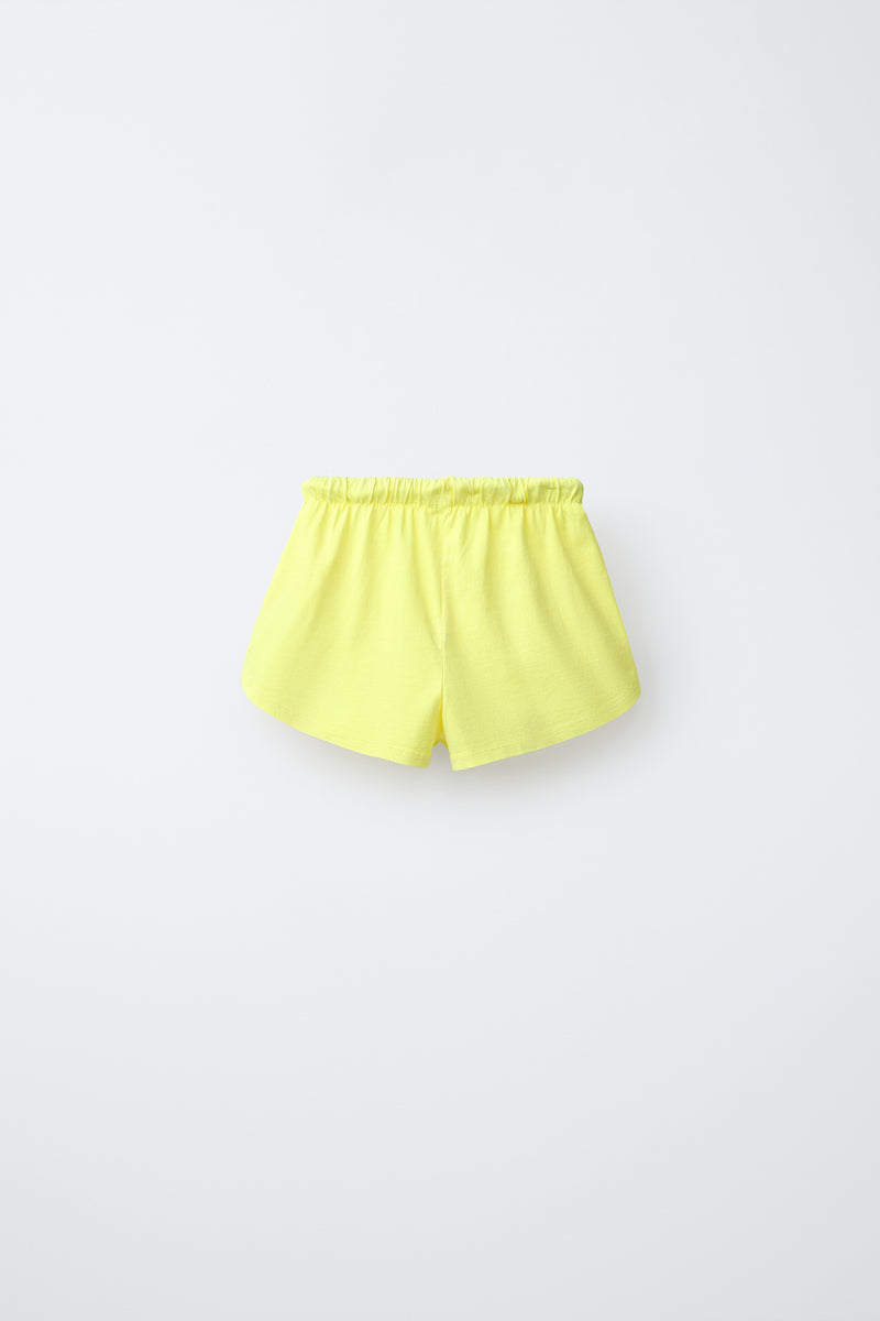 Jaune