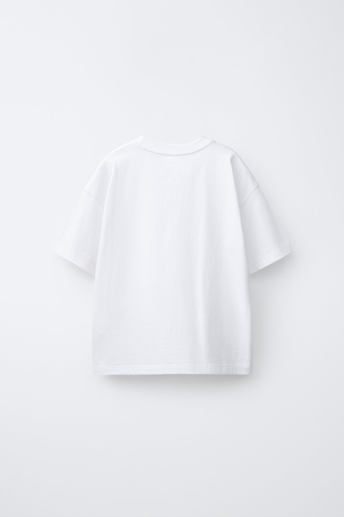 T-SHIRT VARSITY GRAFFITI