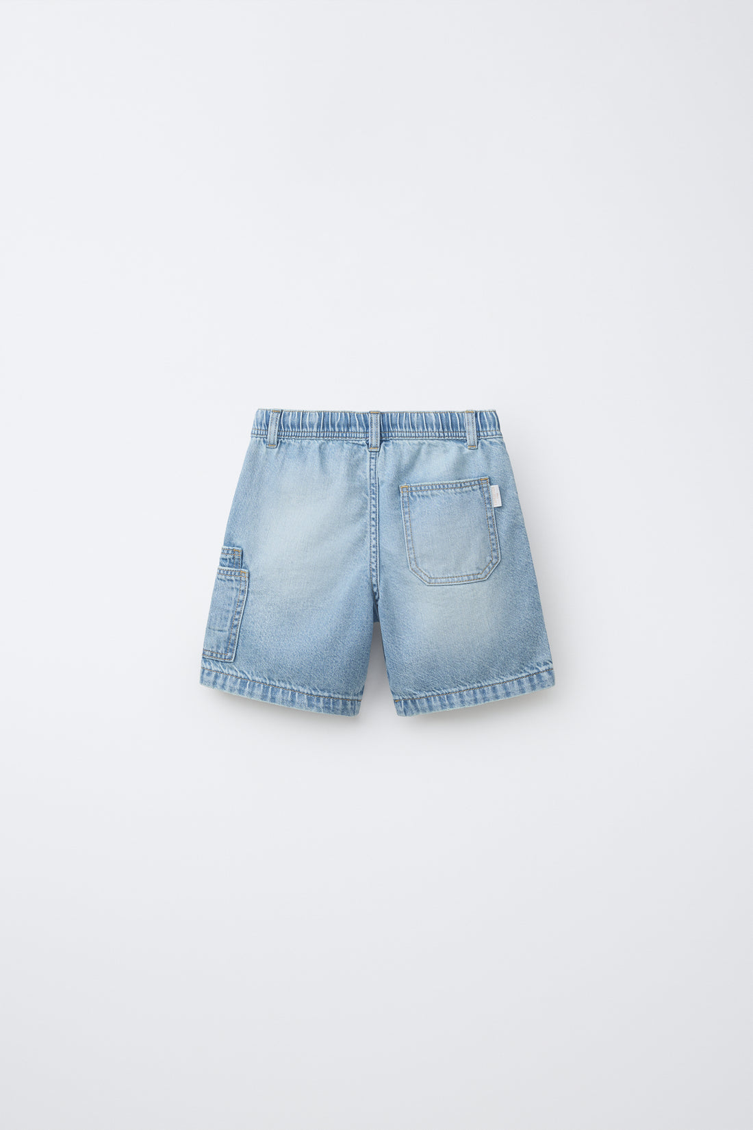 SHORT EN JEAN FLUIDE