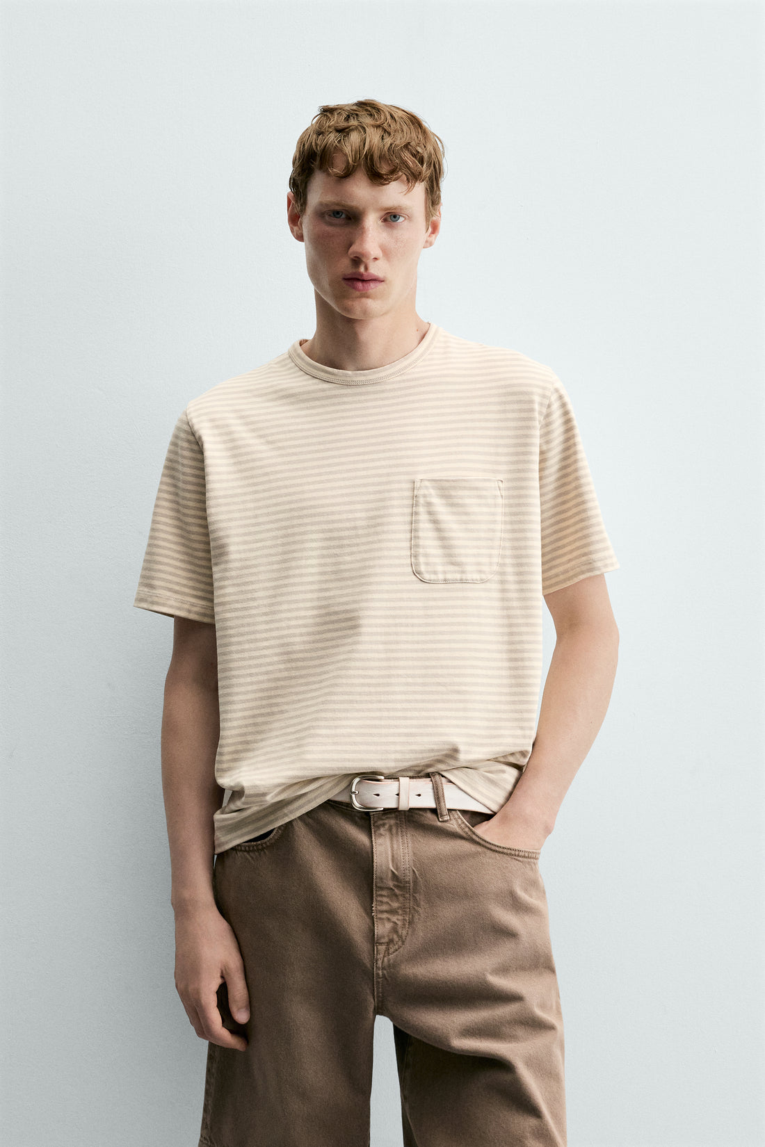 T-SHIRT JACQUARD À RAYURES AVEC POCHE
