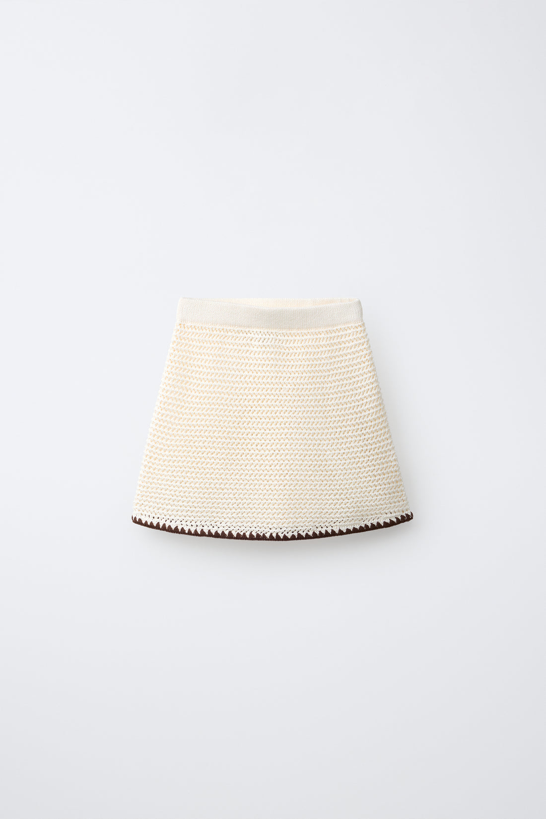 JUPE EN MAILLE BAS CONTRASTÉ