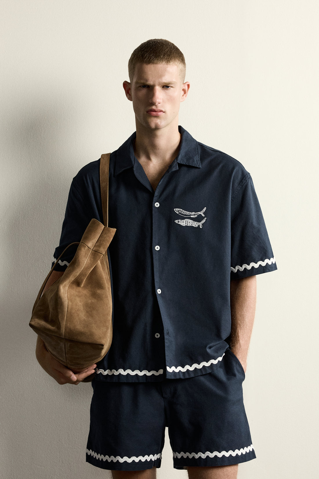 CHEMISE COUPE DÉCONTRACTÉE BRODERIE POISSONS