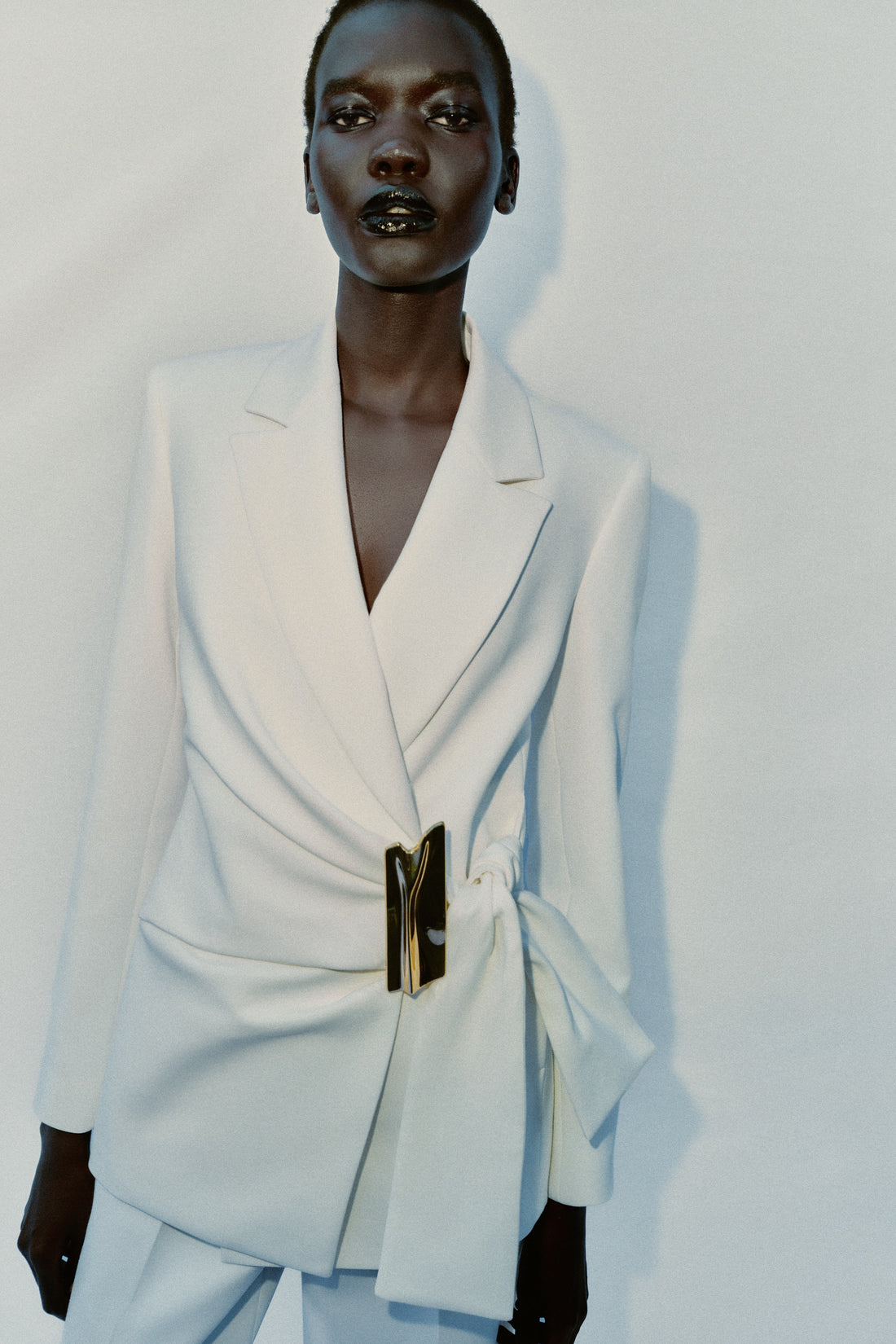 VESTE CROISÉE À BOUCLE