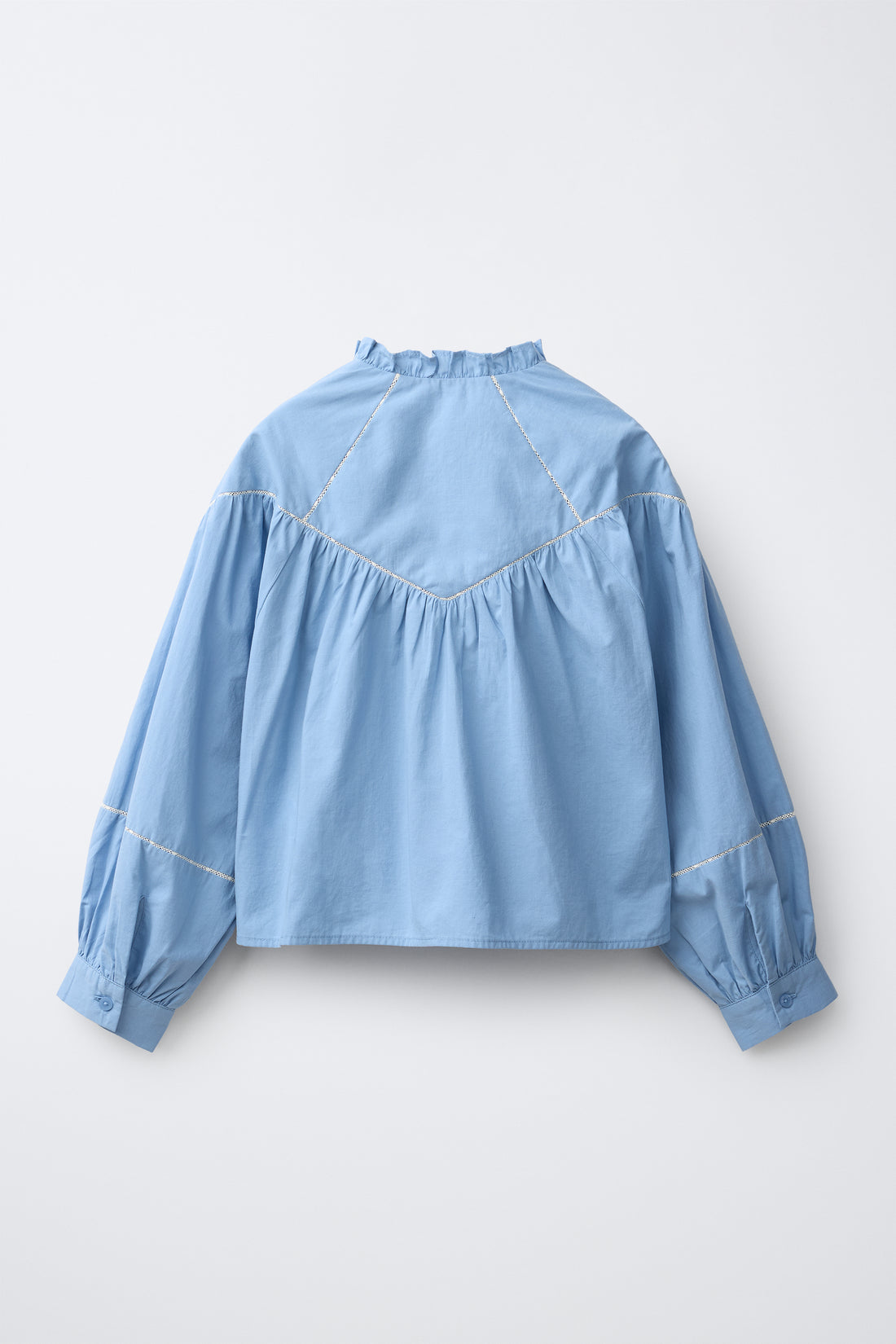 CHEMISE ROMANTIQUE BRODÉE