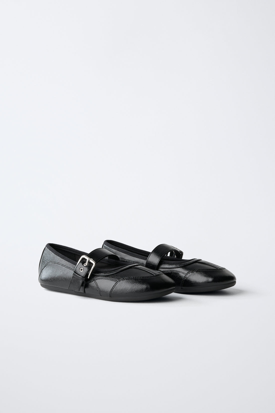 BALLERINES À BOUCLE