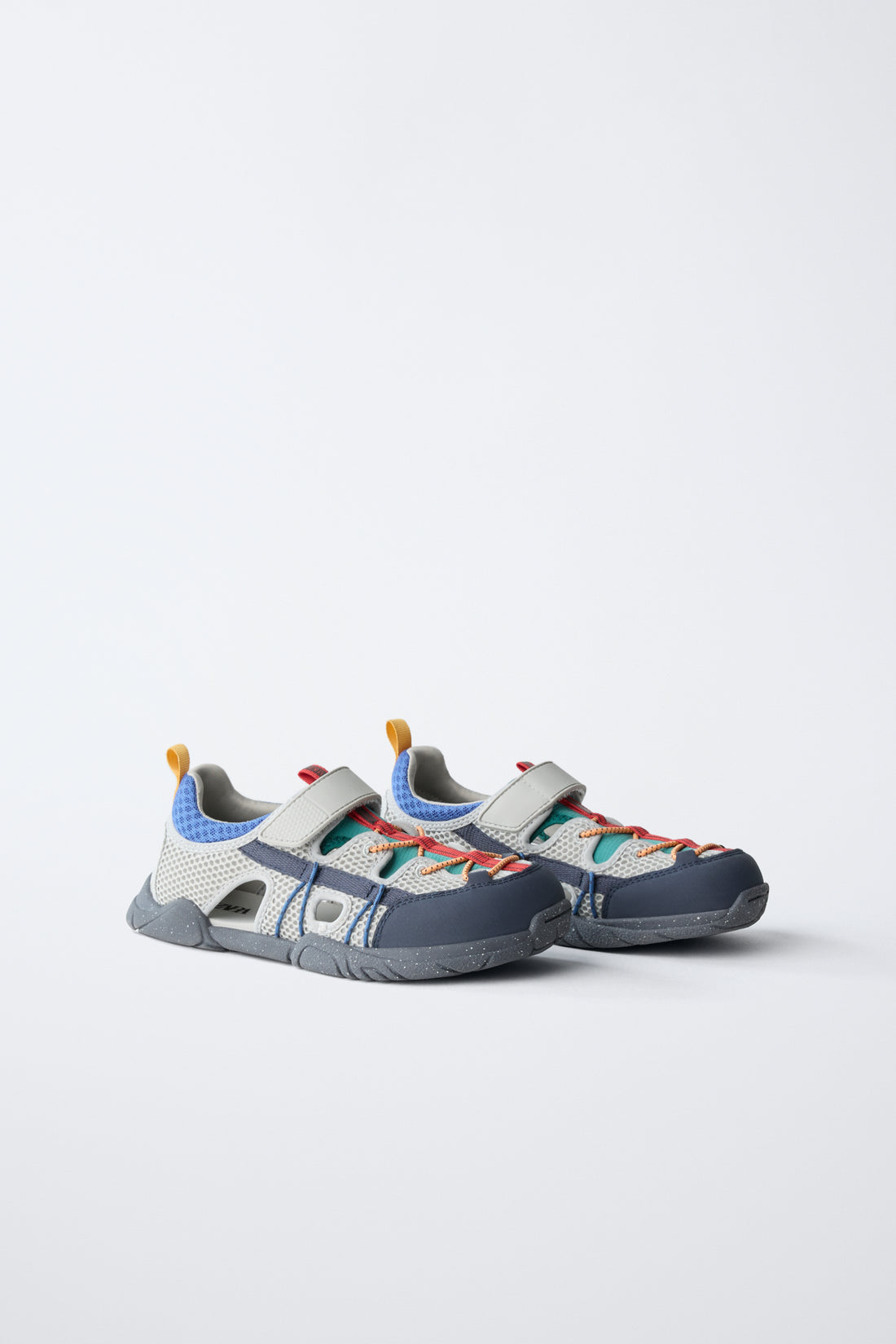 CHAUSSURES BAREFOOT À OUVERTURES