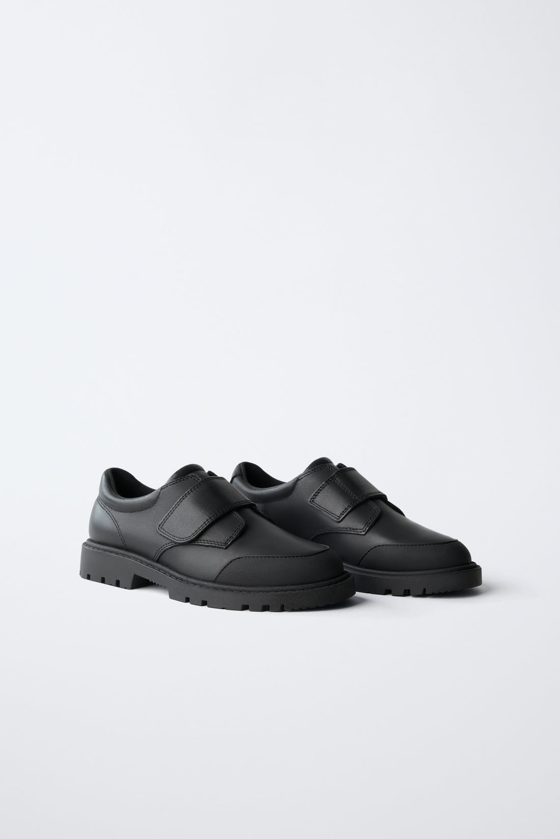 CHAUSSURES D'ÉCOLIER EN CUIR